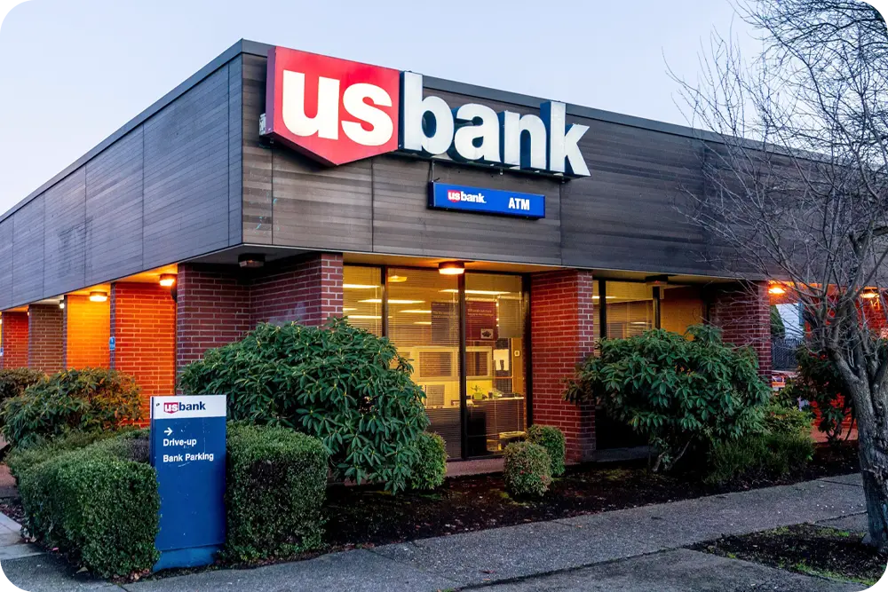 A U.S. Bank branch exterior.