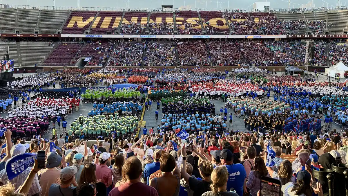 The crowd at the Minnesota stadium.
