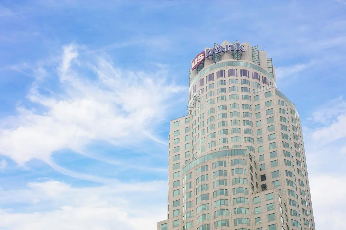 Exterior photo of the U.S. Bank Tower in Los Angeles