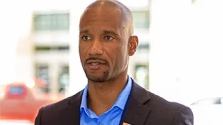 Foto de Tim Farrow, Asesor de Business Access de U.S. Bank.