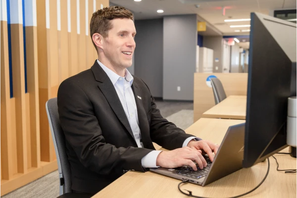 Goals coaching holding virtual meeting