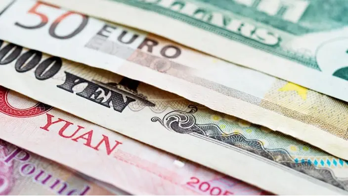 Paper currency from several countries