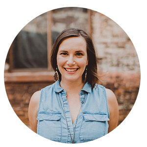 headshot of Rachel Peavey