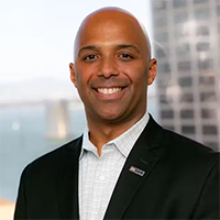 Head shot of Andrew Parsons