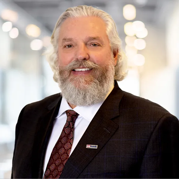 Peter Filipof Associate Director, Private Banking