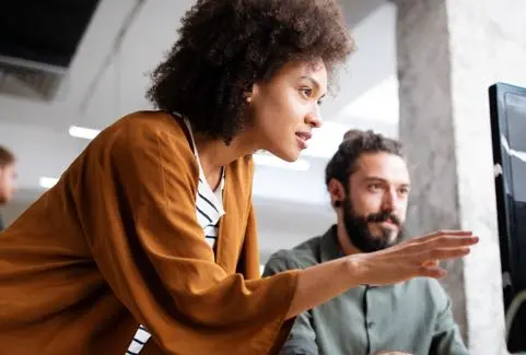 Woman discussing Pivot investment fund reporting