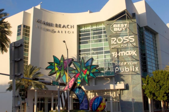 Exterior view of a Miami Beach mall