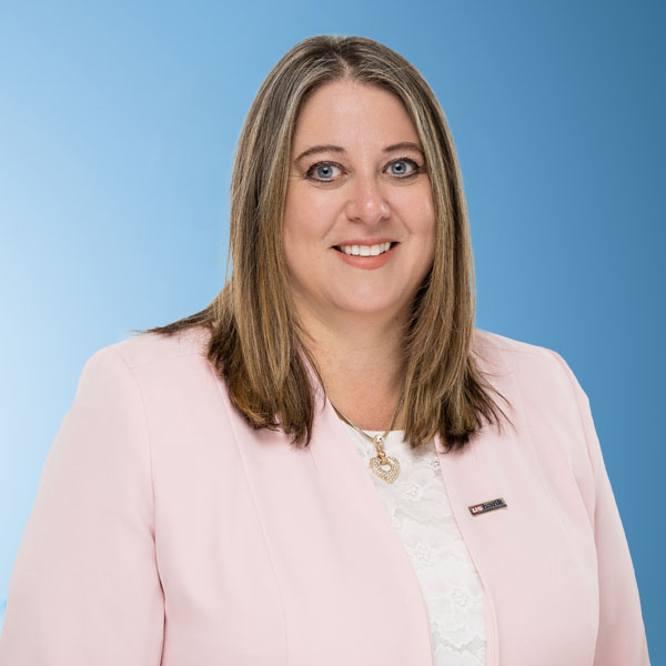 headshot of Amy Schneider