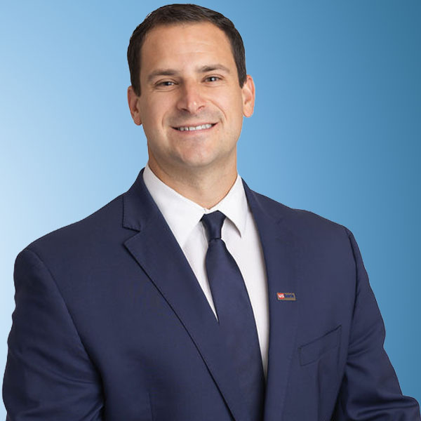 headshot of Nicholas Humrick