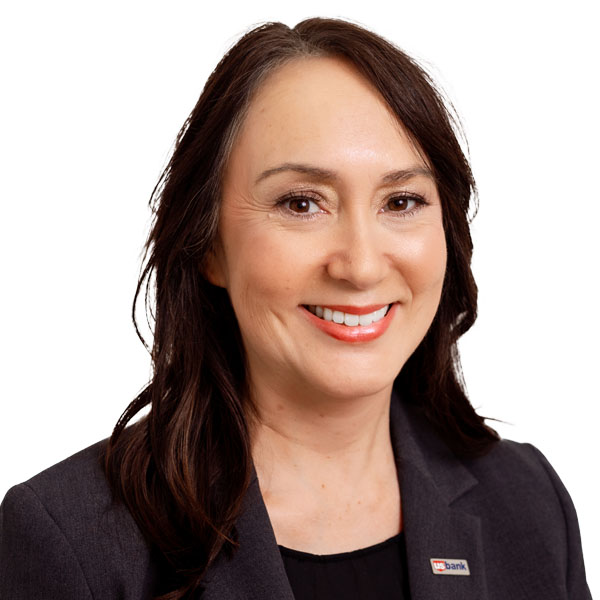 headshot of Elayne Aoki