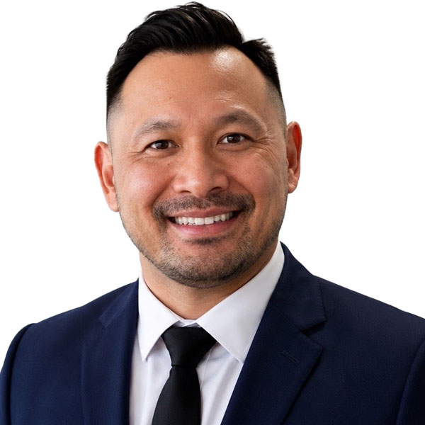 headshot of Johnny Nguyen