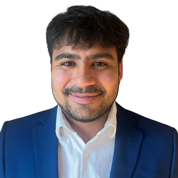 headshot of Nelson Cuellar